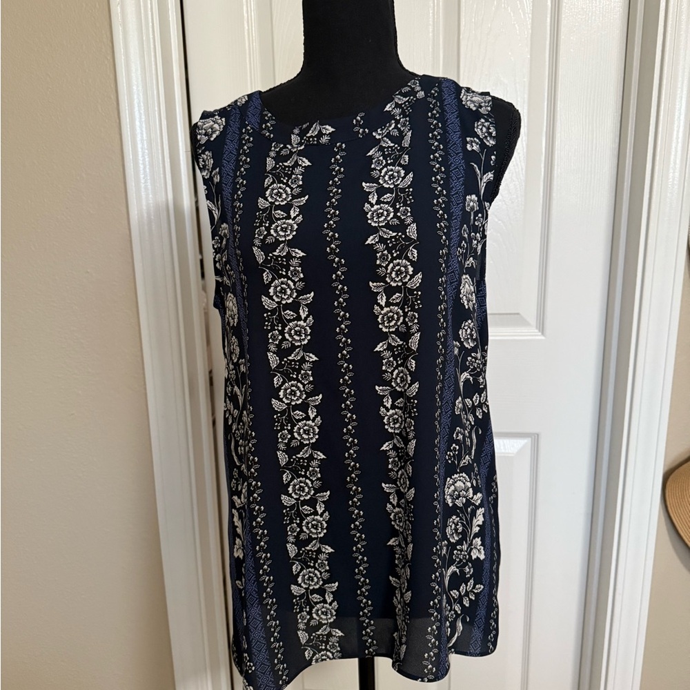 LOFT Blue and White Sleeveless Blouse Relaxed Fit
